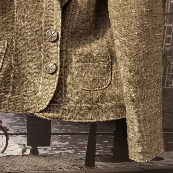 Brown tweed jacket size 8P (petite) - Picture 3 of 5